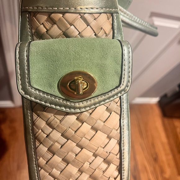 Coach Woven Straw Rattan Leather Suede Gold Metallic Trim Tote Shoulder Bag - Picture 3 of 9
